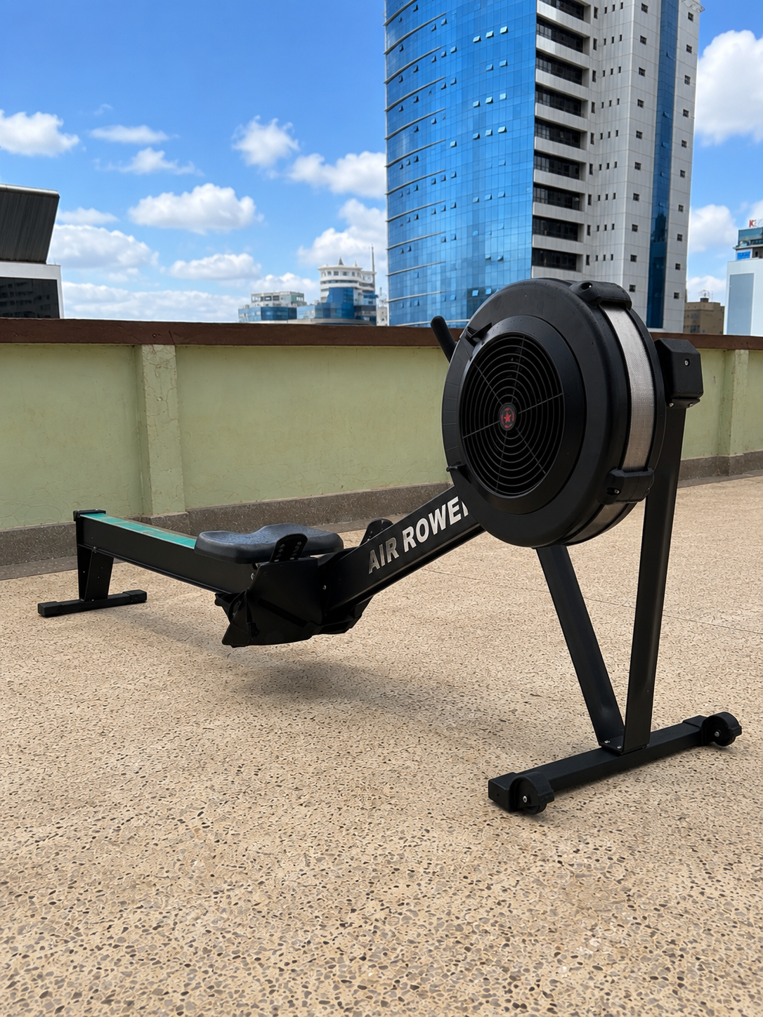 ROWING MACHINE