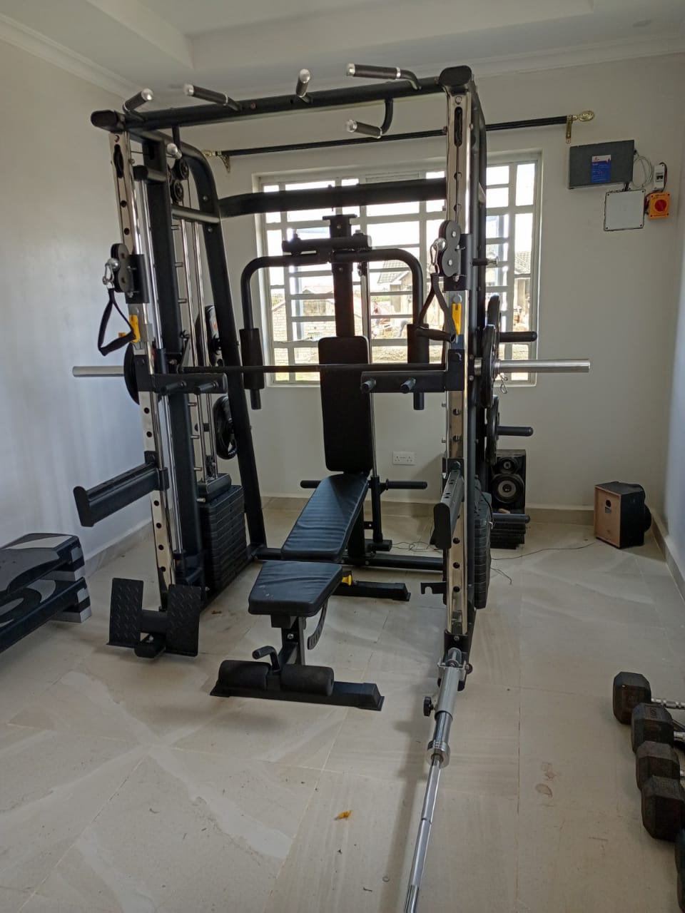 Integrated Cable Crossover Smith Machine